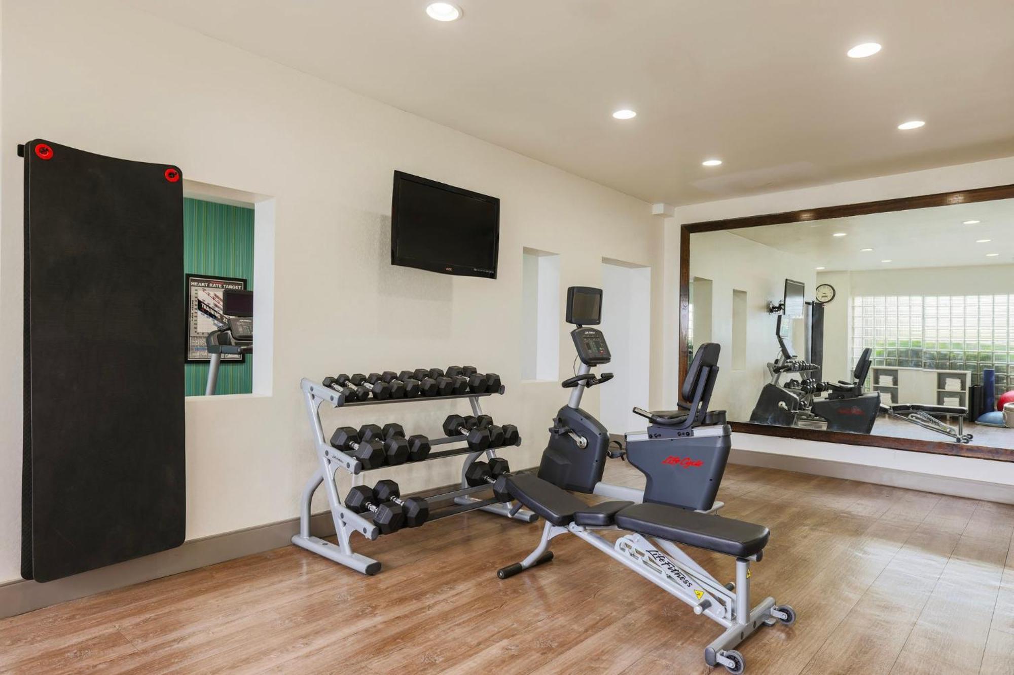 Holiday Inn Express Burlington By Ihg Zewnętrze zdjęcie