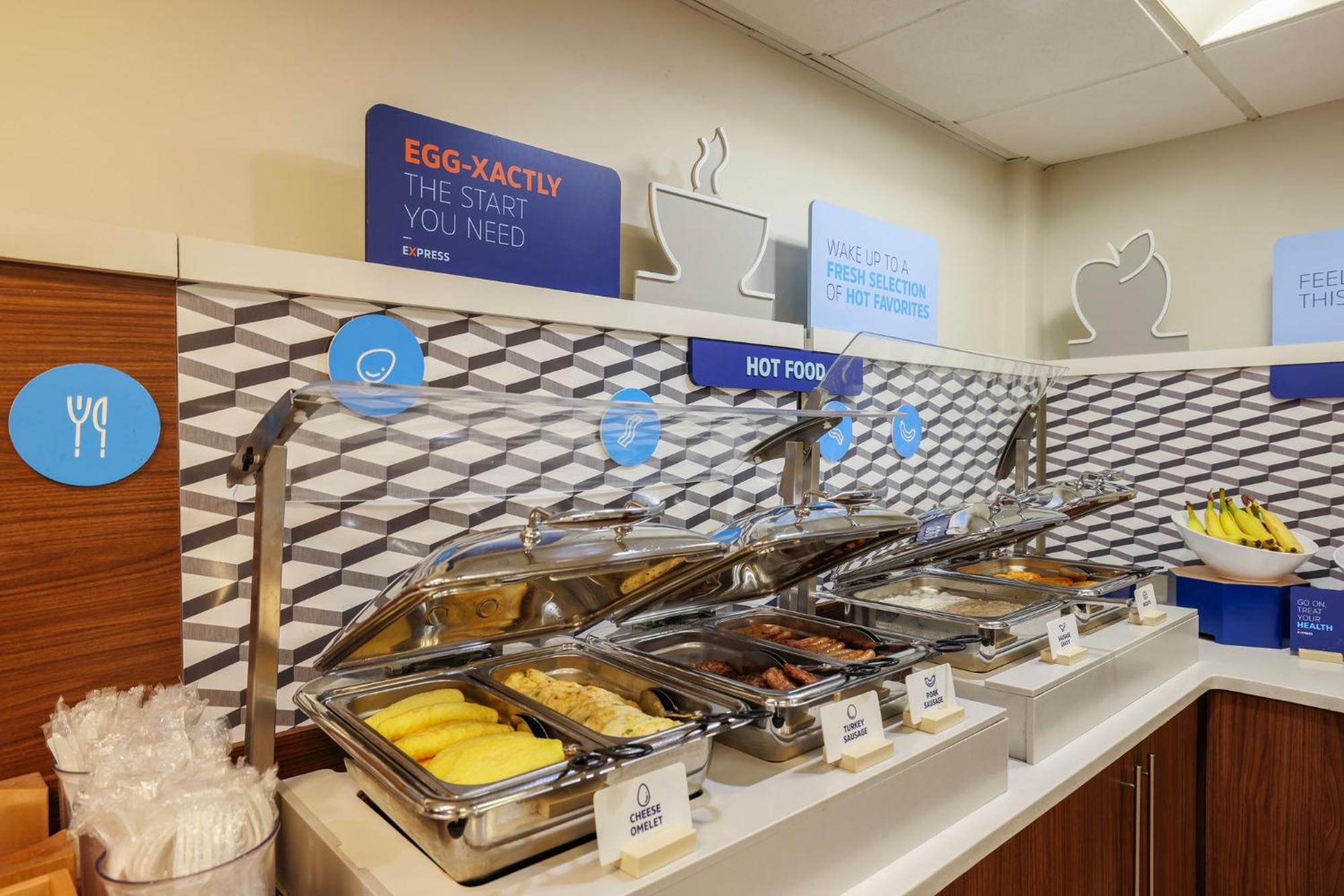 Holiday Inn Express Burlington By Ihg Zewnętrze zdjęcie