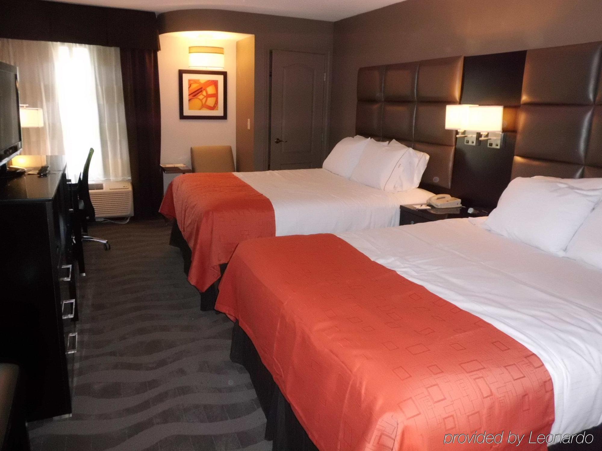 Holiday Inn Express Burlington By Ihg Pokój zdjęcie