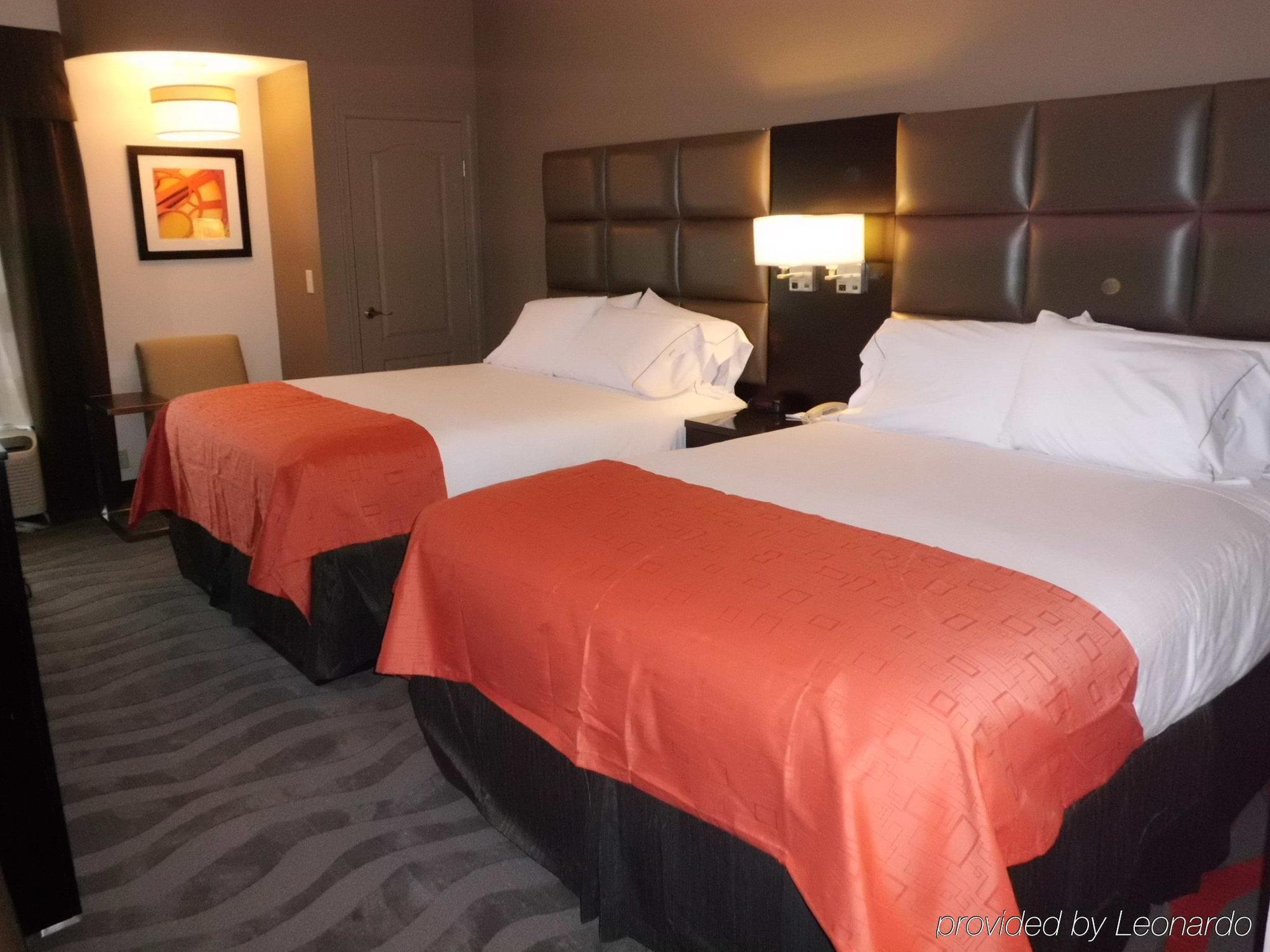 Holiday Inn Express Burlington By Ihg Pokój zdjęcie
